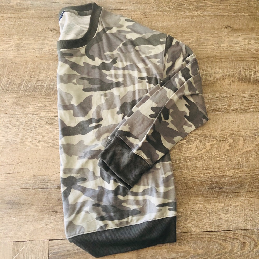 Splendid Lightweight Sweater Top - image 3